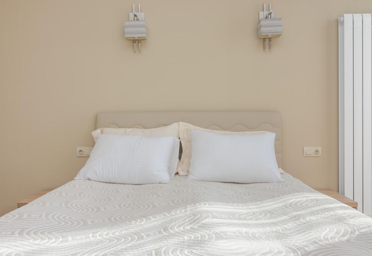 Hotel Alexandria Saguramo Экстерьер фото
